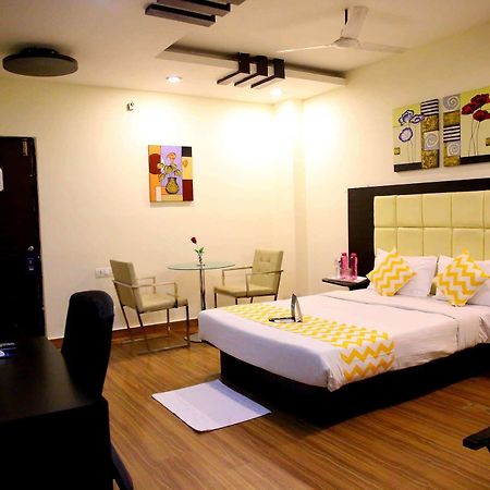 Ksr Park Hotel 海得拉巴 外观 照片